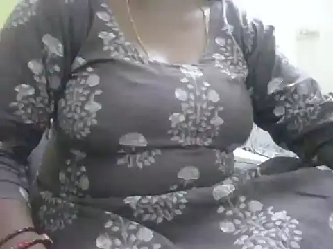 Snapshot of mohini_bhabhi chatting on 06-30-26, 07:42 mohini bhabhi online show from 06-30-26, 07:42