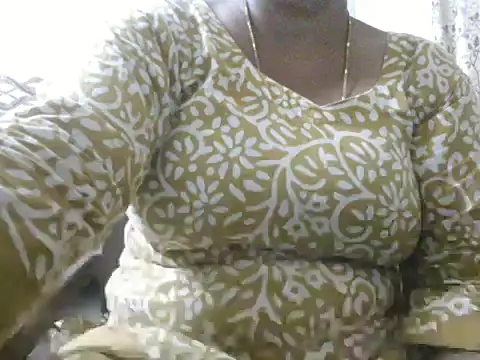 Snapshot of mohini_bhabhi chatting on 08-05-26, 01:30 mohini bhabhi online show from 08-05-26, 01:30