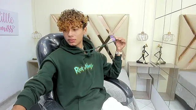 Anyelo Twink online show from 03-03-26, 07:53