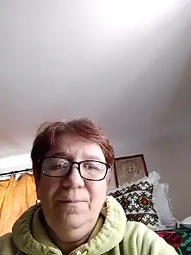 Snapshot of KetQueen10 chatting on 01-11-26, 08:08 KetQueen10 online show from 01-11-26, 08:08