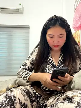 Snapshot of Henlen-su chatting on 01-11-26, 09:14 Henlen-su online show from 01-11-26, 09:14