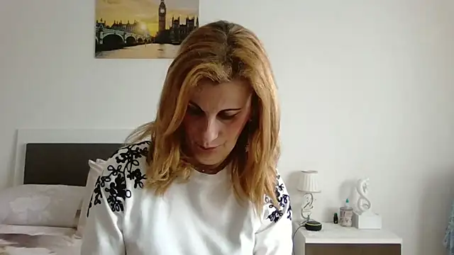 Snapshot of Clara1986 chatting on 04-30-26, 10:10 Clara1986 online show from 04-30-26, 10:10