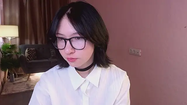 MirayWhite online show from 01-12-26, 07:35