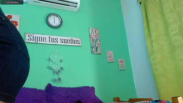 Snapshot of lucerodelamanana343 chatting on 05-15-26, 07:32 lucerodelamanana343 online show from 05-15-26, 07:32
