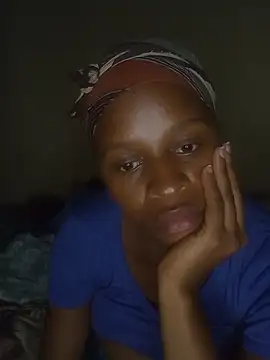 Snapshot of Princess2002Electron chatting on 03-04-26, 10:16 Princess2002Electron online show from 03-04-26, 10:16