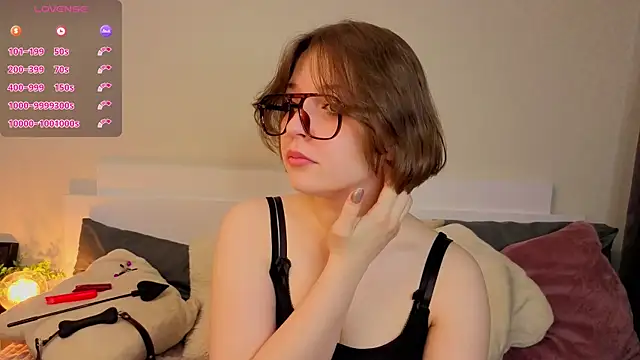 Next2Marie online show from 03-13-26, 03:57