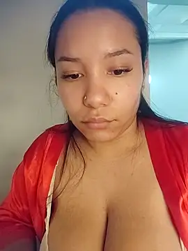 soffi joness23 online show from 04-17-26, 06:11