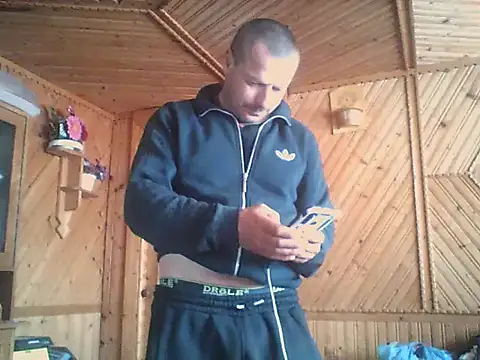 Ivan9iutt online show from 04-17-26, 11:46