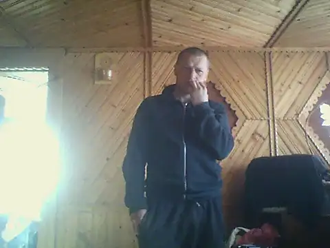 Ivan9iutt online show from 04-28-26, 05:34