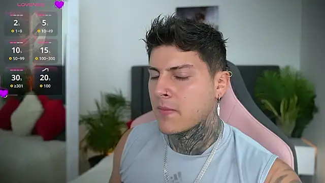 Snapshot of goldenatlasX chatting on 02-13-26, 07:21 goldenatlasX online show from 02-13-26, 07:21