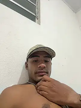 Snapshot of Otavio_01 chatting on 01-11-26, 04:06 Otavio 01 online show from 01-11-26, 04:06