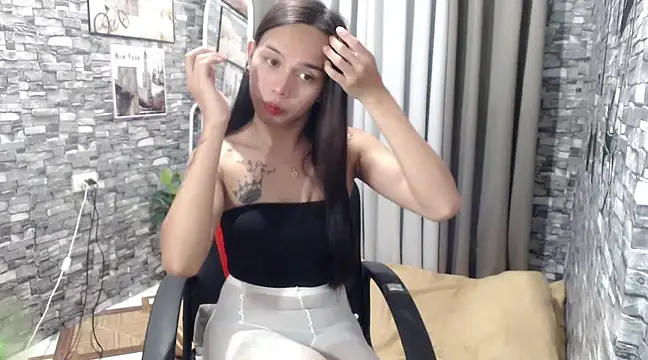 LOVELYMAYUMIE online show from 02-26-25, 10:04