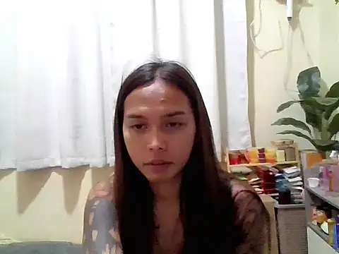 LOVELYMAYUMIE online show from 06-10-26, 05:45