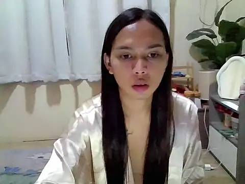 LOVELYMAYUMIE online show from 07-20-26, 06:54