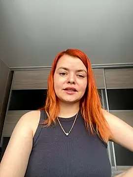 AliceFourelm online show from 01-12-26, 05:45