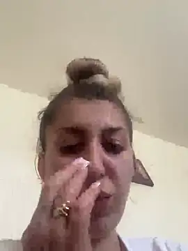 dalia0710 online show from 04-16-26, 11:33