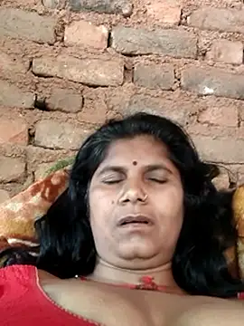 Hot di97 online show from 04-13-26, 02:06