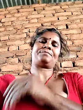 Snapshot of Hot_di97 chatting on 06-11-26, 01:27 Hot di97 online show from 06-11-26, 01:27
