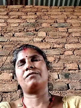 Snapshot of Hot_di97 chatting on 06-22-26, 05:26 Hot di97 online show from 06-22-26, 05:26