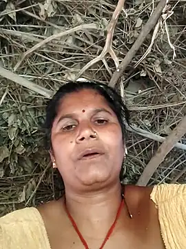 Snapshot of Hot_di97 chatting on 07-01-26, 06:15 Hot di97 online show from 07-01-26, 06:15