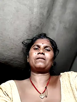 Snapshot of Hot_di97 chatting on 07-24-26, 02:26 Hot di97 online show from 07-24-26, 02:26