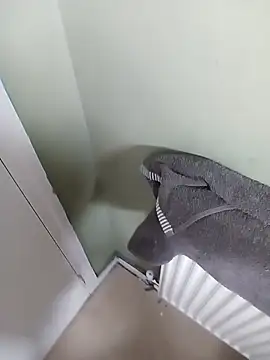 Snapshot of Hertsguy1984 chatting on 03-19-26, 11:47 Hertsguy1984 online show from 03-19-26, 11:47