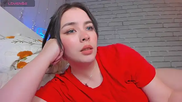 Snapshot of Nataly_forsy chatting on 03-20-26, 05:40 Nataly forsy online show from 03-20-26, 05:40