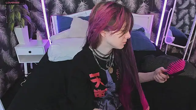 Ashley Veil online show from 05-23-26, 08:46