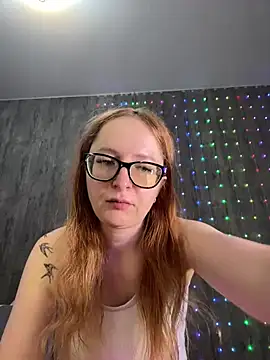 coy girl  online show from 02-11-26, 11:48