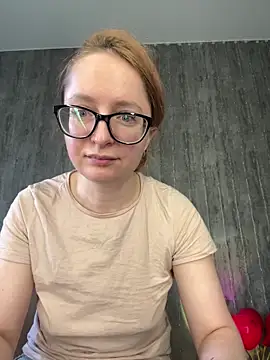 coy girl  online show from 03-04-26, 11:49