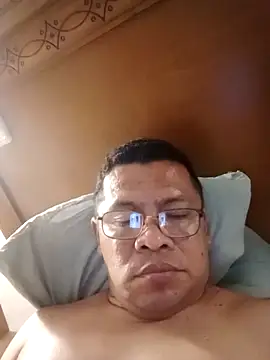 Snapshot of Antony-5045 chatting on 02-26-26, 04:33 Antony-5045 online show from 02-26-26, 04:33