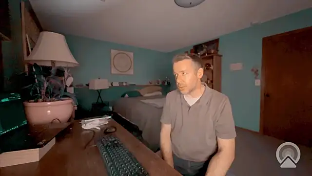 chrisw8140 online show from 06-22-26, 02:57