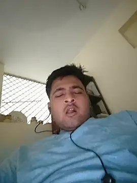 Snapshot of allumatar chatting on 05-27-26, 02:30 allumatar online show from 05-27-26, 02:30