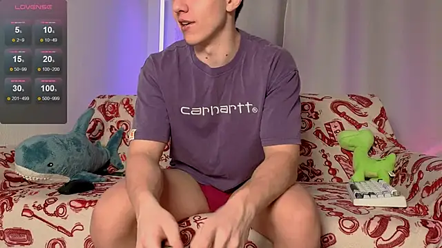 Snapshot of first_mark chatting on 03-06-26, 05:42 first mark online show from 03-06-26, 05:42