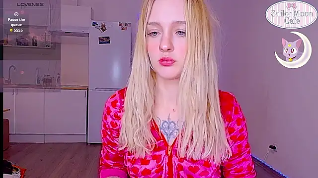 sailormoon666  online show from 03-26-26, 03:23