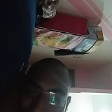 Snapshot of enjoy-you90 chatting on 05-10-26, 06:35 enjoy-you90 online show from 05-10-26, 06:35