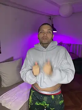 Liamm03 online show from 01-18-26, 03:54