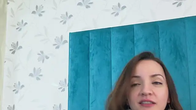 AnyaHappiness online show from 03-27-26, 08:26