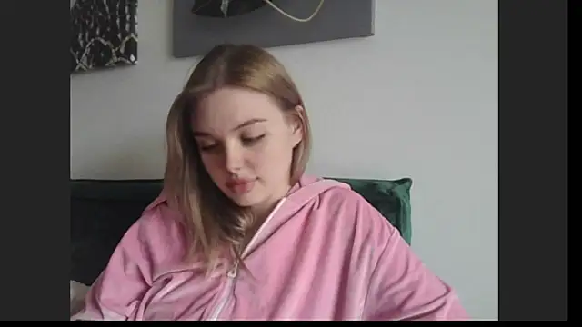 lina milka online show from 05-23-26, 01:59
