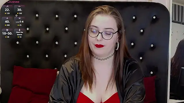 Snapshot of JulieAnnX chatting on 05-07-26, 05:57 JulieAnnX online show from 05-07-26, 05:57