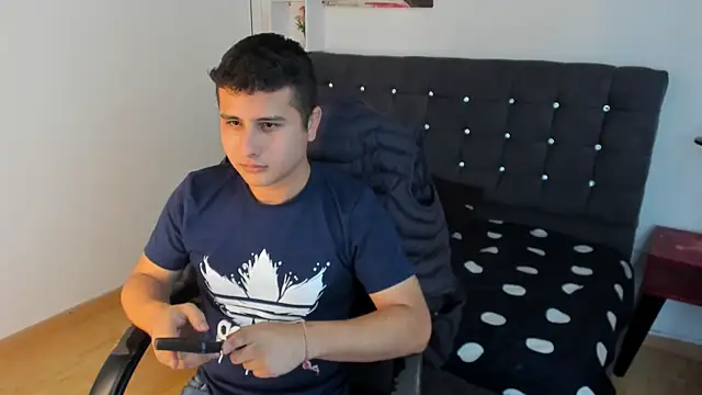 Jasper Cris  online show from 01-12-26, 05:29