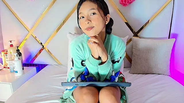 Real virgin Pussy online show from 07-21-26, 08:00