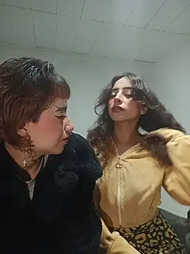 AlexxaAndRileyy online show from 04-16-26, 10:01