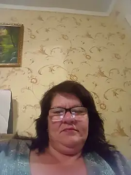 NysiOlsen online show from 06-18-26, 06:45