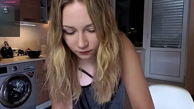 Snapshot of missyourtouch chatting on 02-05-26, 10:47 missyourtouch online show from 02-05-26, 10:47