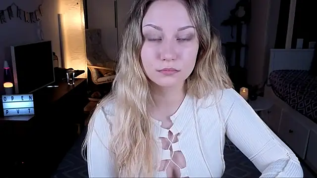 Snapshot of missyourtouch chatting on 05-24-26, 06:02 missyourtouch online show from 05-24-26, 06:02