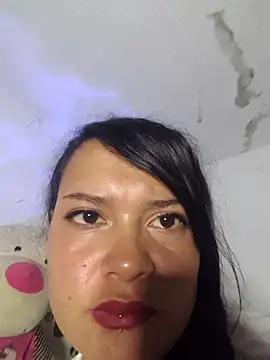 ebonysummer  online show from 04-04-26, 06:00