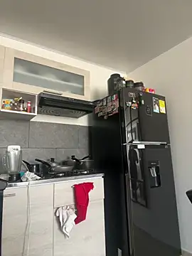 Pretty  Milf online show from 05-23-26, 11:58