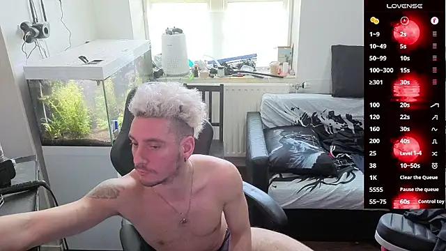 Rayzel White online show from 03-09-26, 01:04