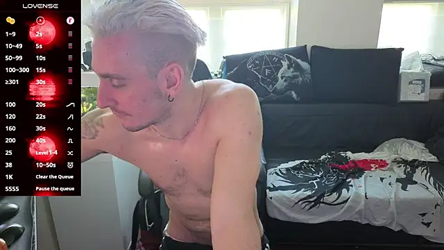 Rayzel White online show from 04-26-26, 02:26